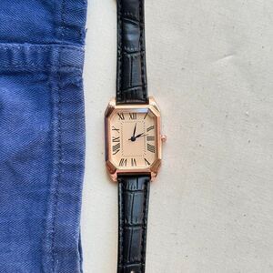 y2k black leather classy old money luxury watch